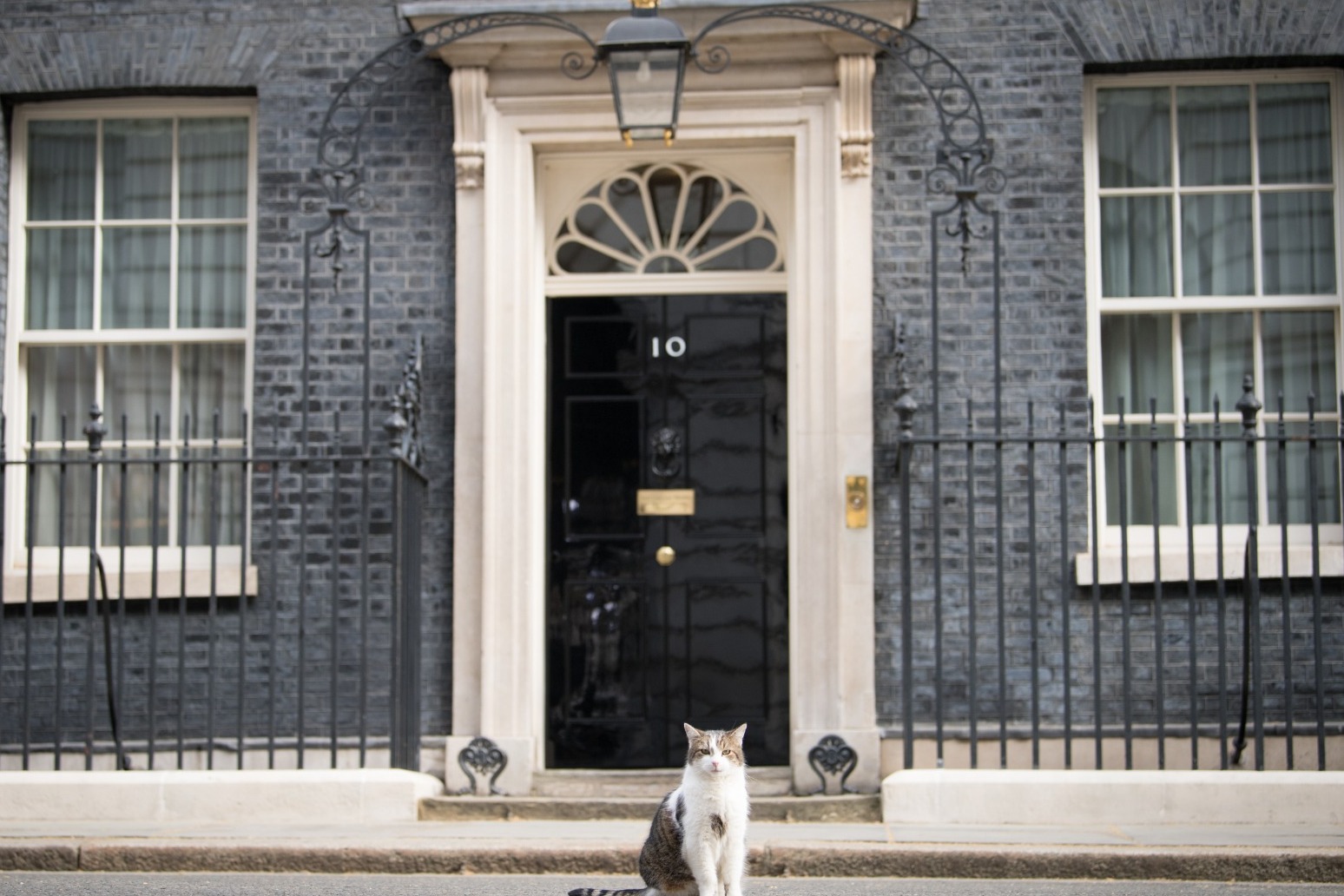 The Electoral Commission has announced it will investigate the refurbishment of Boris Johnson’s Downing Street flat 